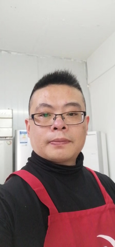 努力奋斗的第一张照片--丽水相亲服务中心