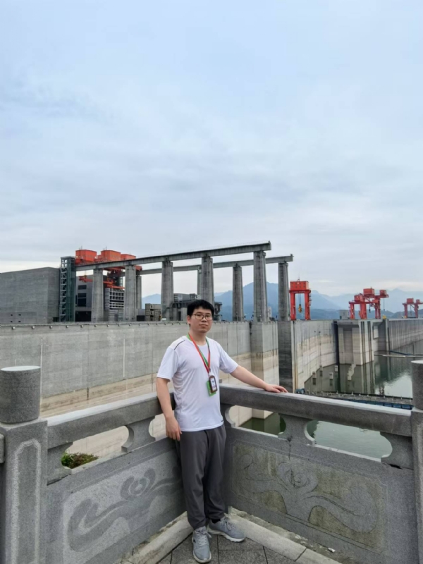 xhfsx的第一张照片--丽水相亲服务中心