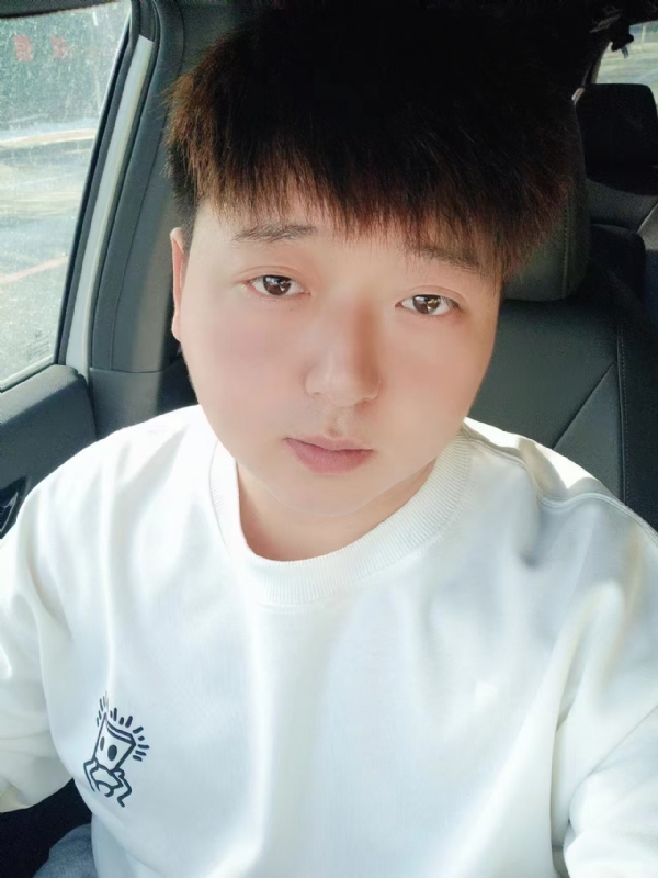 可乐加冰的第一张照片--丽水相亲服务中心