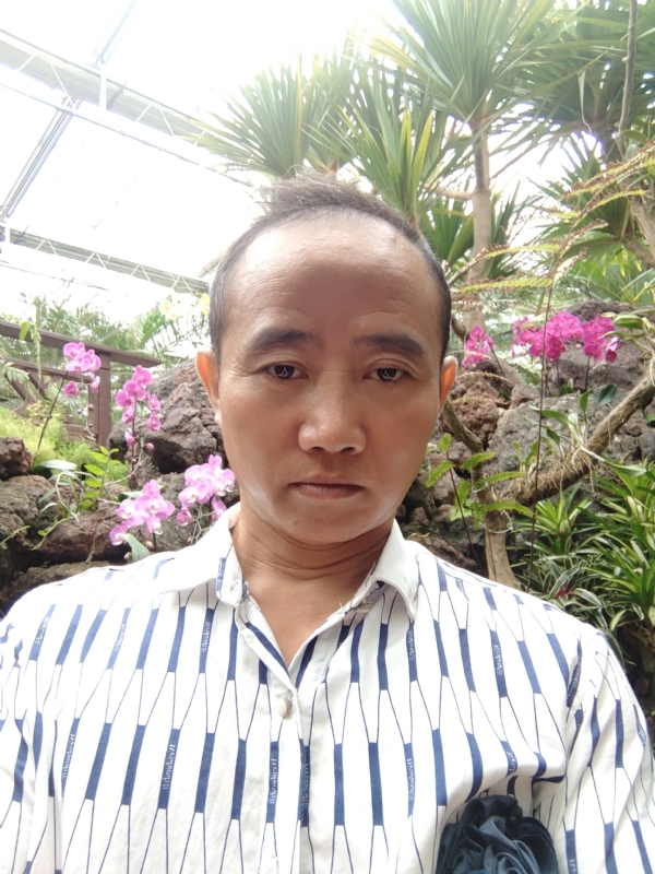 闲云盘鹤的第一张照片--丽水相亲服务中心