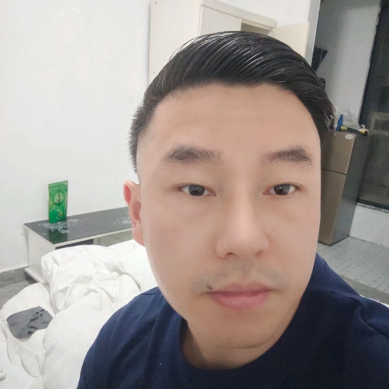 Poluk秦的第一张照片--丽水相亲服务中心