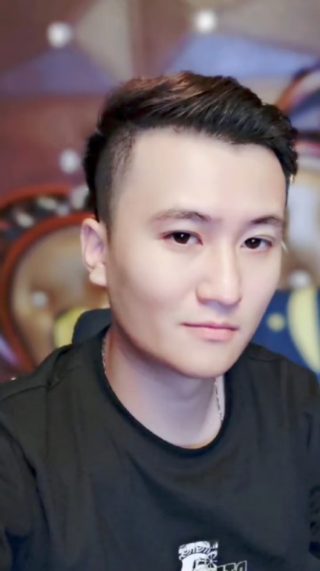 ToTheMoon的第一张照片--丽水相亲服务中心