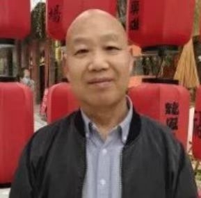 教师作家诗人的第一张照片--丽水相亲服务中心