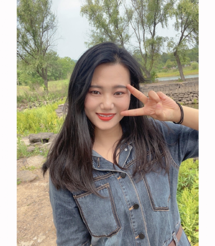 月亮的第一张照片--丽水相亲服务中心