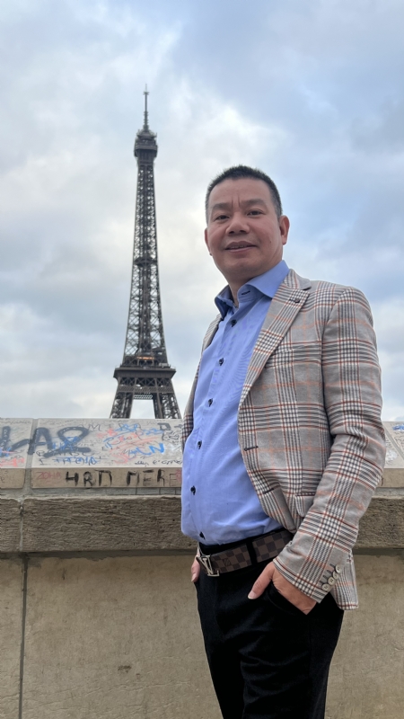 阳光灿烂的日子的第一张照片--丽水相亲服务中心