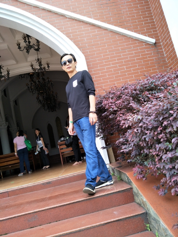 易进的第二张照片--丽水相亲服务中心