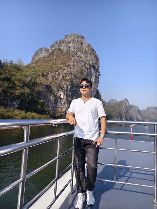 墨痕的第二张照片--丽水相亲服务中心