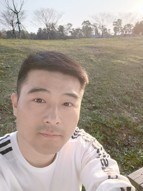 一凡的第一张照片--丽水相亲服务中心