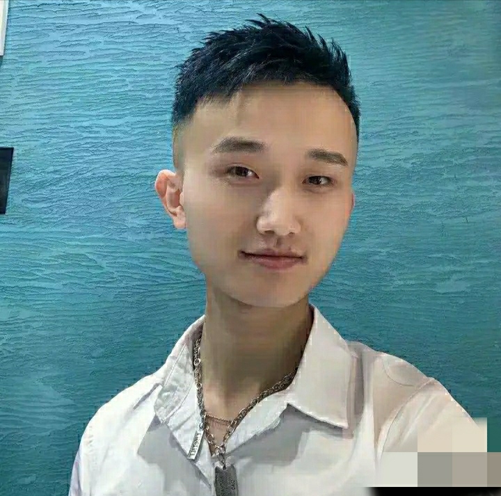 小哥哥的第一张照片--丽水相亲服务中心