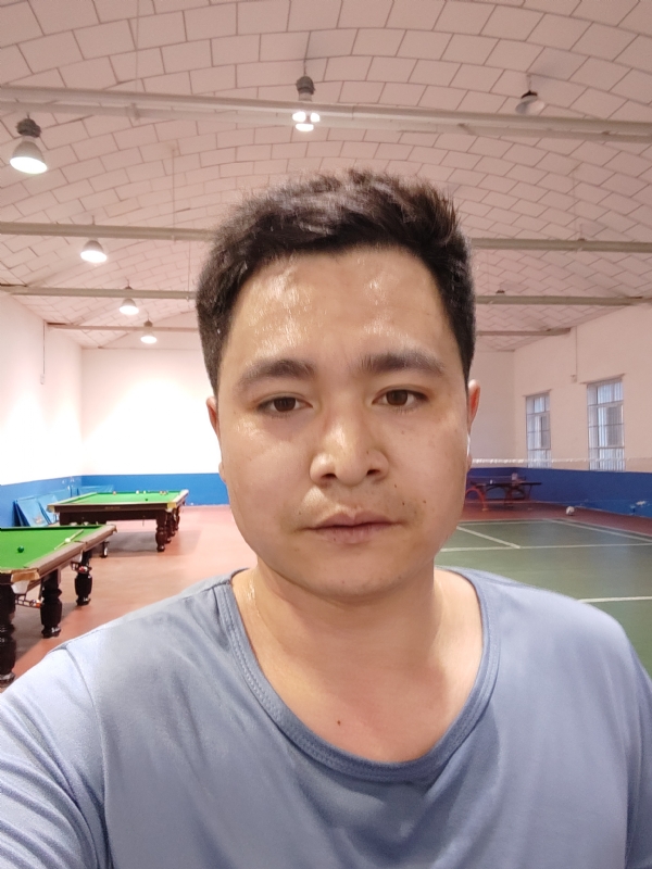 苏先生的第一张照片--丽水相亲服务中心