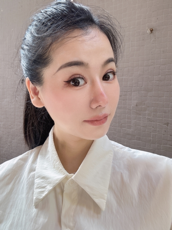 金莉的第二张照片--丽水相亲服务中心