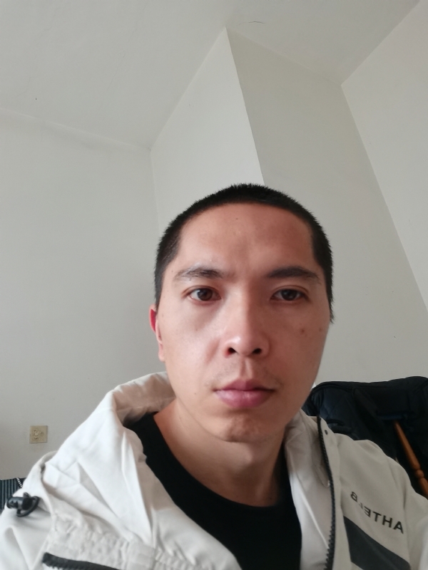 至诚的第一张照片--丽水相亲服务中心