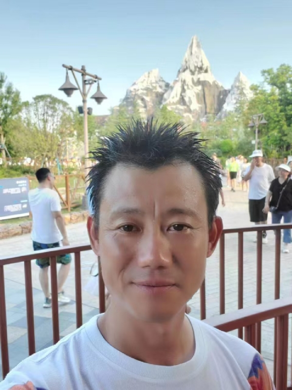 艾氏涂料博的第一张照片--丽水相亲服务中心