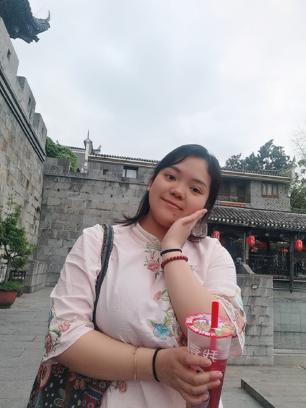 敏兮小沫的第二张照片--丽水相亲服务中心