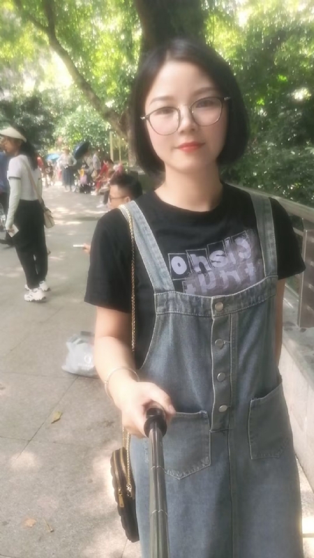 如燕的第一张照片--丽水相亲服务中心