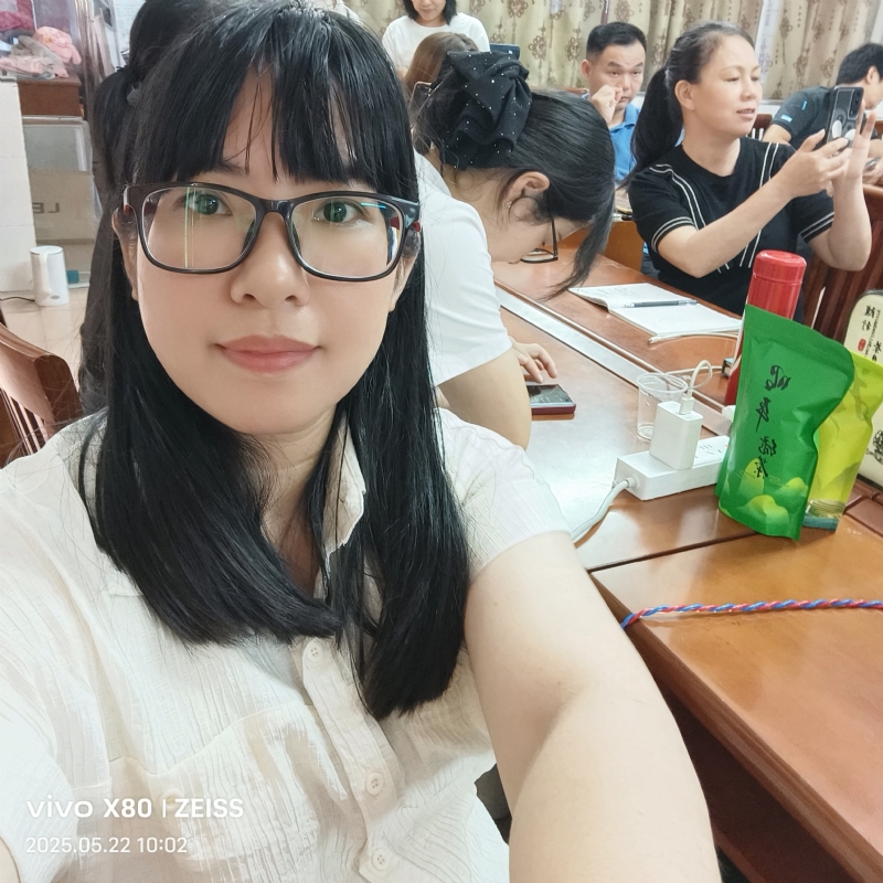 雯城慧敏的第一张照片--丽水相亲服务中心