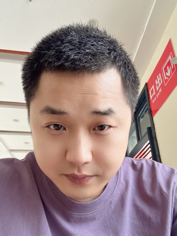 五是五的第一张照片--丽水相亲服务中心