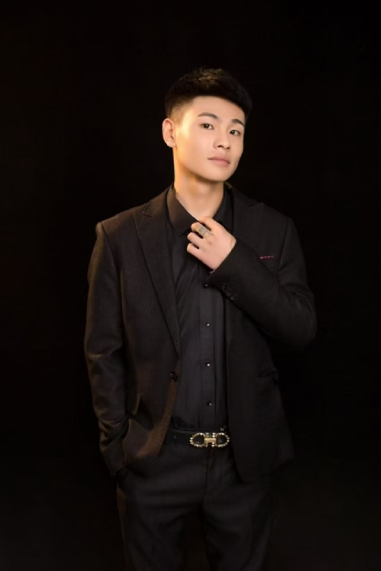 刘小船的第一张照片--丽水相亲服务中心