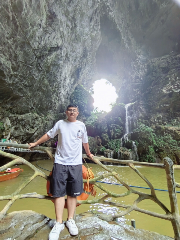 慎独的第二张照片--丽水相亲服务中心