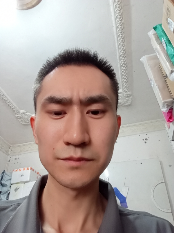 西门吹雪的第一张照片--丽水相亲服务中心