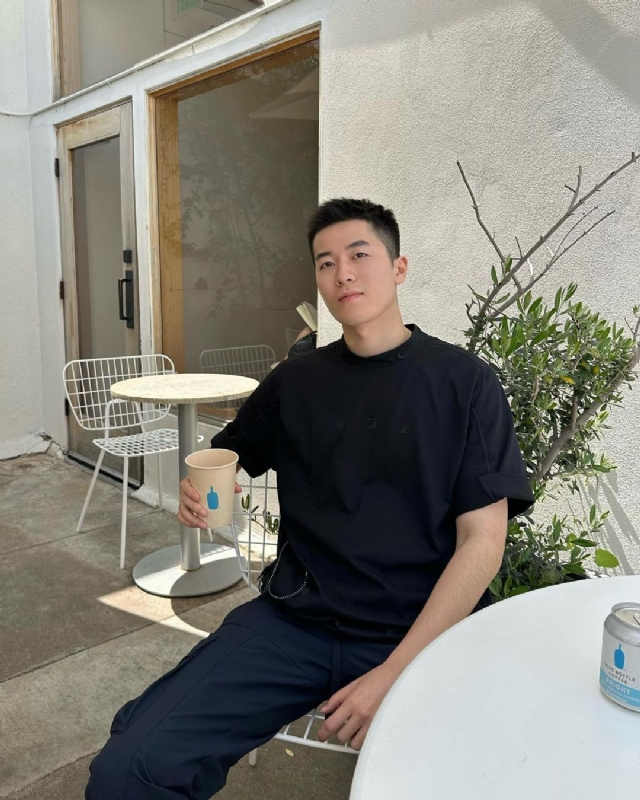 VV的第二张照片--丽水相亲服务中心