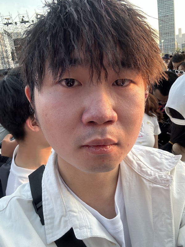 会修电脑的小杨的第一张照片--丽水相亲服务中心