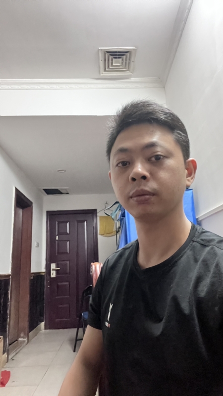 飞天猪的第一张照片--丽水相亲服务中心