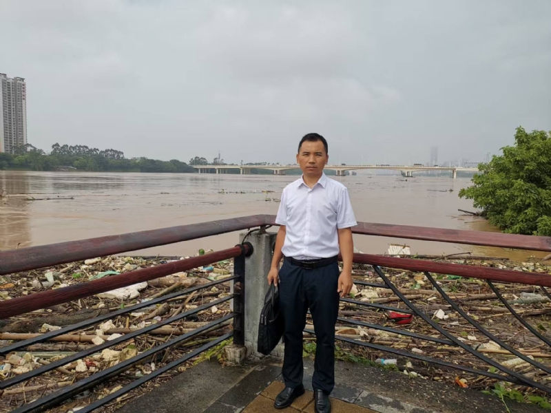 石泽根的第一张照片--丽水相亲服务中心