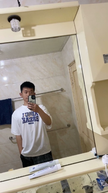 哈哈的第一张照片--丽水相亲服务中心