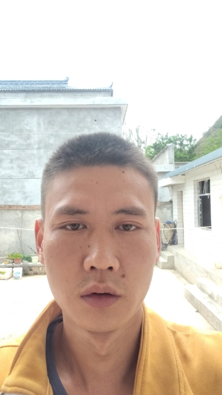 简单点的第一张照片--丽水相亲服务中心