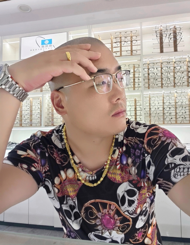 一生诺言的第一张照片--丽水相亲服务中心