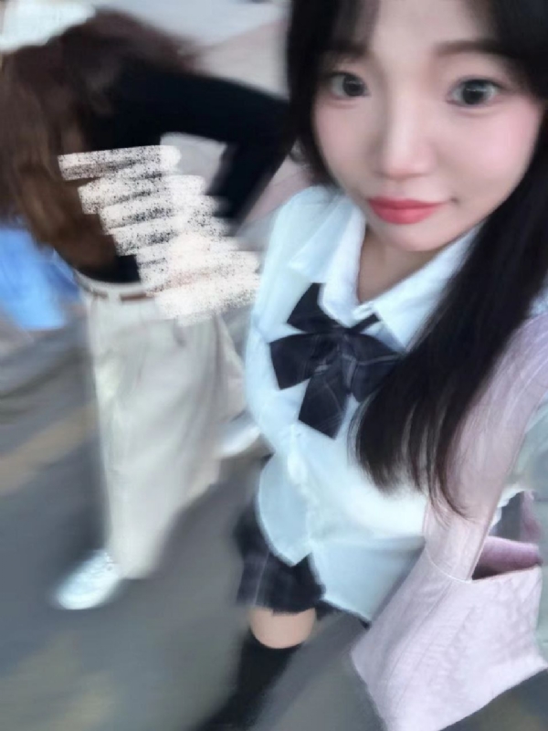 台灣小姐伊洛的第一张照片--丽水相亲服务中心