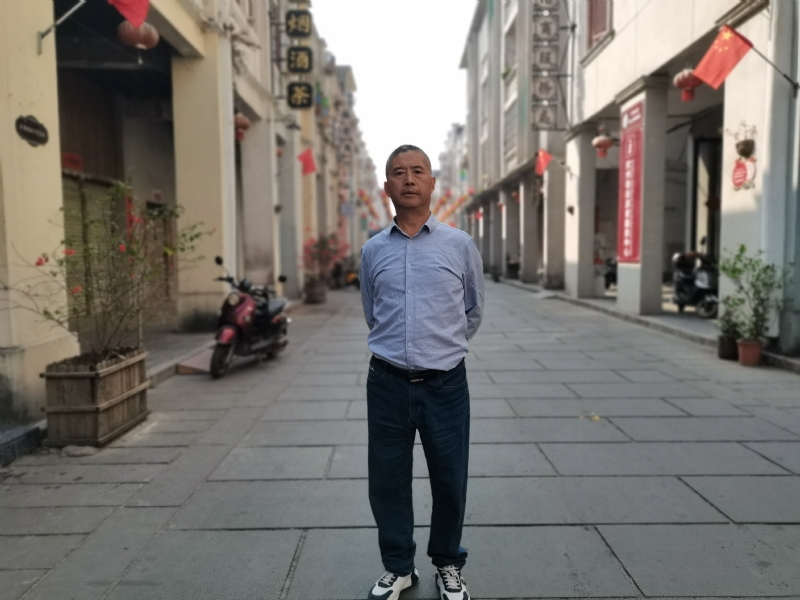 一粒尘埃的第一张照片--丽水相亲服务中心