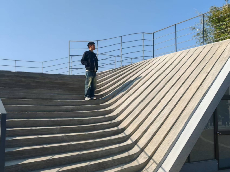 风微心动的第一张照片--丽水相亲服务中心