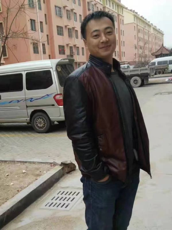 云淡风轻的第一张照片--丽水相亲服务中心