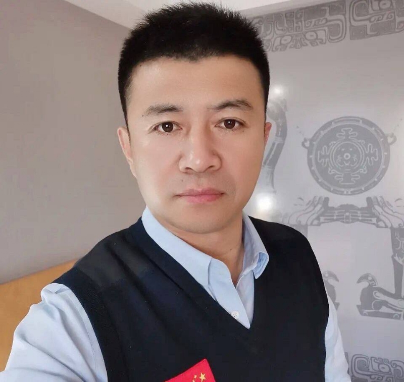 生在红旗下的第一张照片--丽水相亲服务中心