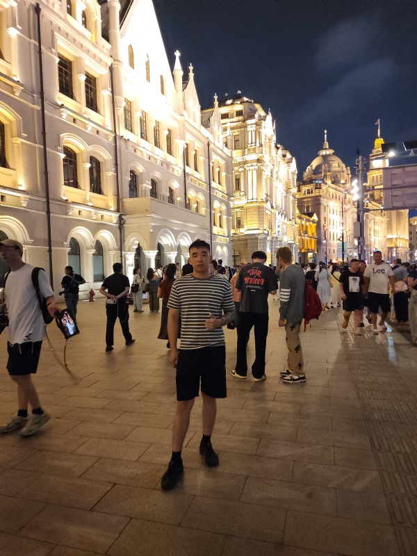 一朵小花的第二张照片--丽水相亲服务中心