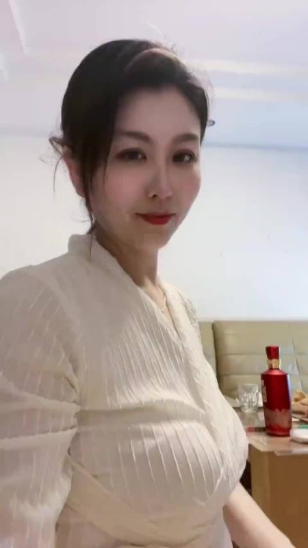 钕钕的第一张照片--丽水相亲服务中心