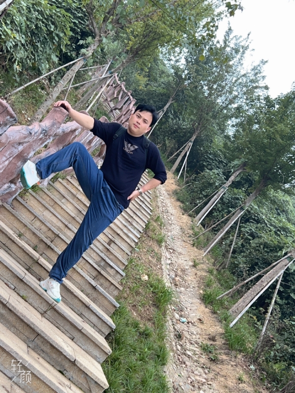 择一人白头偕老的第二张照片--丽水相亲服务中心