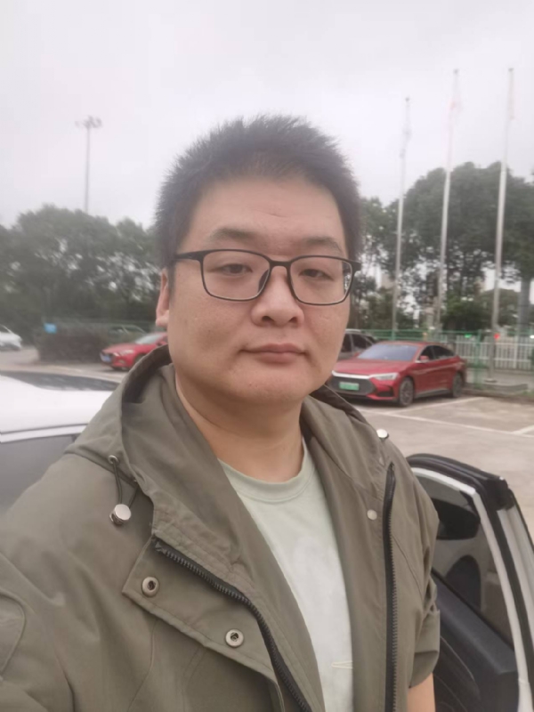 Russell的第一张照片--丽水相亲服务中心