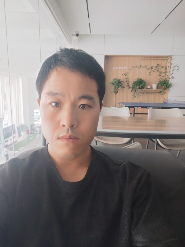 吊挂看风景的第一张照片--丽水相亲服务中心