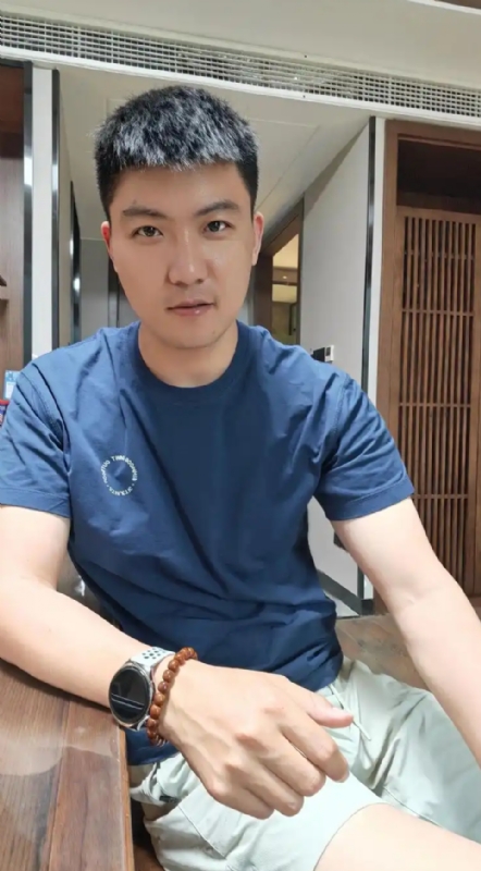 大鹏展翅的第三张照片--丽水相亲服务中心