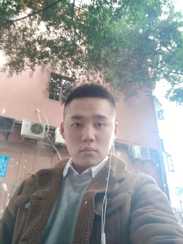 想了很久的男人的第一张照片--丽水相亲服务中心