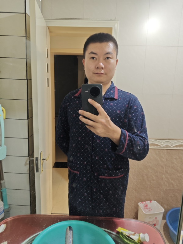 迷迷糊糊的第一张照片--丽水相亲服务中心