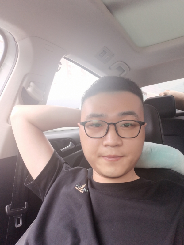 JingY的第一张照片--丽水相亲服务中心