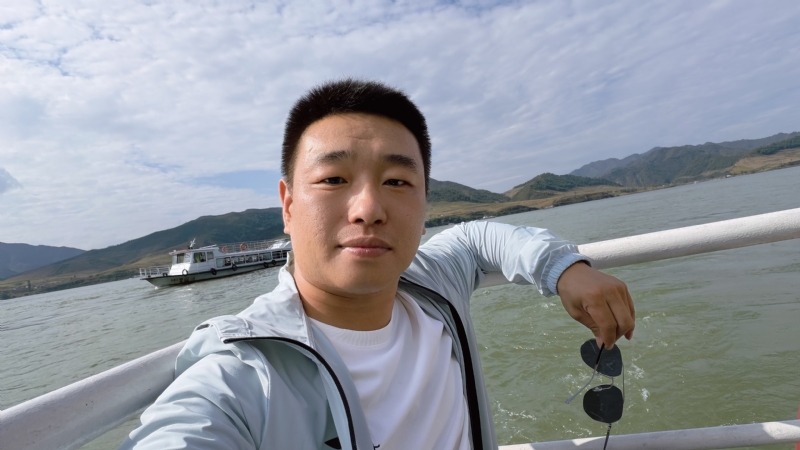 烟花易笑的第四张照片--丽水相亲服务中心