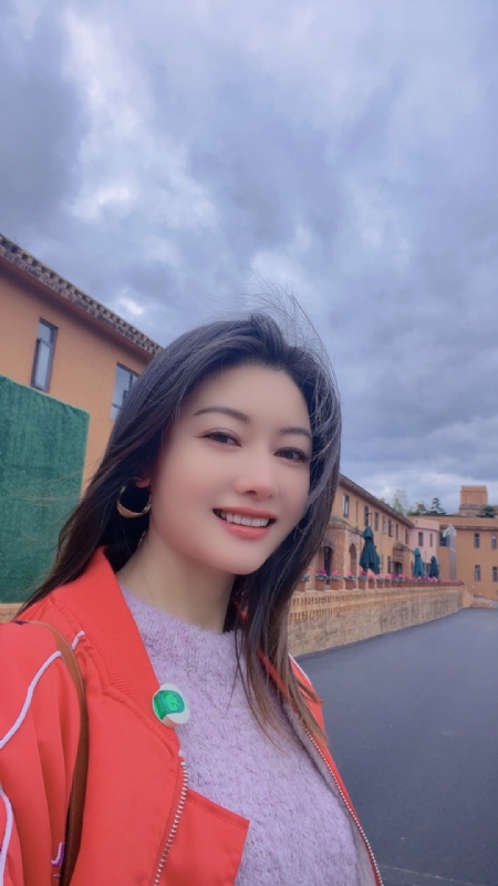 安妮的第一张照片--丽水相亲服务中心