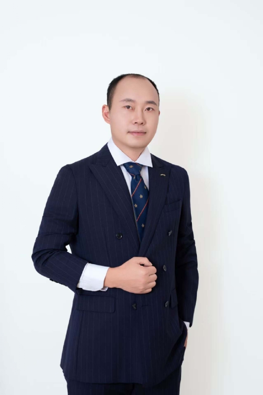 前程似锦的第一张照片--丽水相亲服务中心