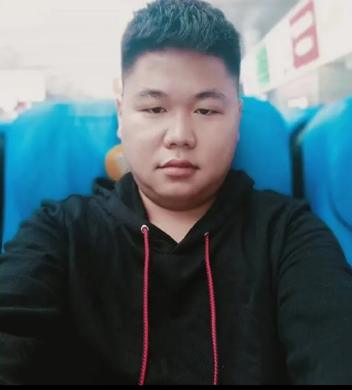 黄斌的第一张照片--丽水相亲服务中心