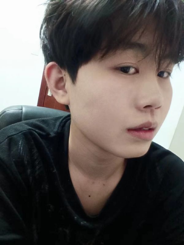 小鱼的第一张照片--丽水相亲服务中心